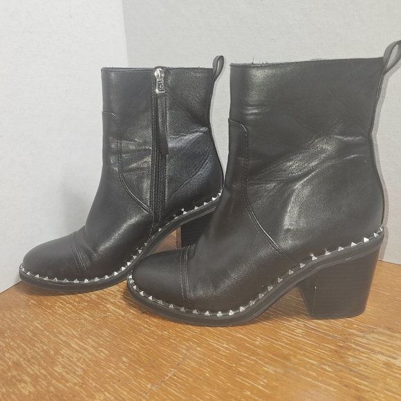 Circus by Sam Edelman Shoes - Circus by Sam Edelman stydded Boots. Black size 8.